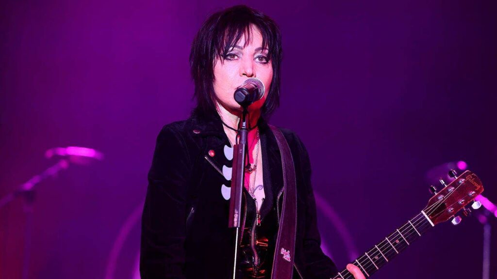 Joan Jett cancels remaining 2026 concerts after undergoing surgery for ‘fractured vertebrae’ Joan Jett cancels remaining 2026 concerts after undergoing surgery for ‘fractured vertebrae’