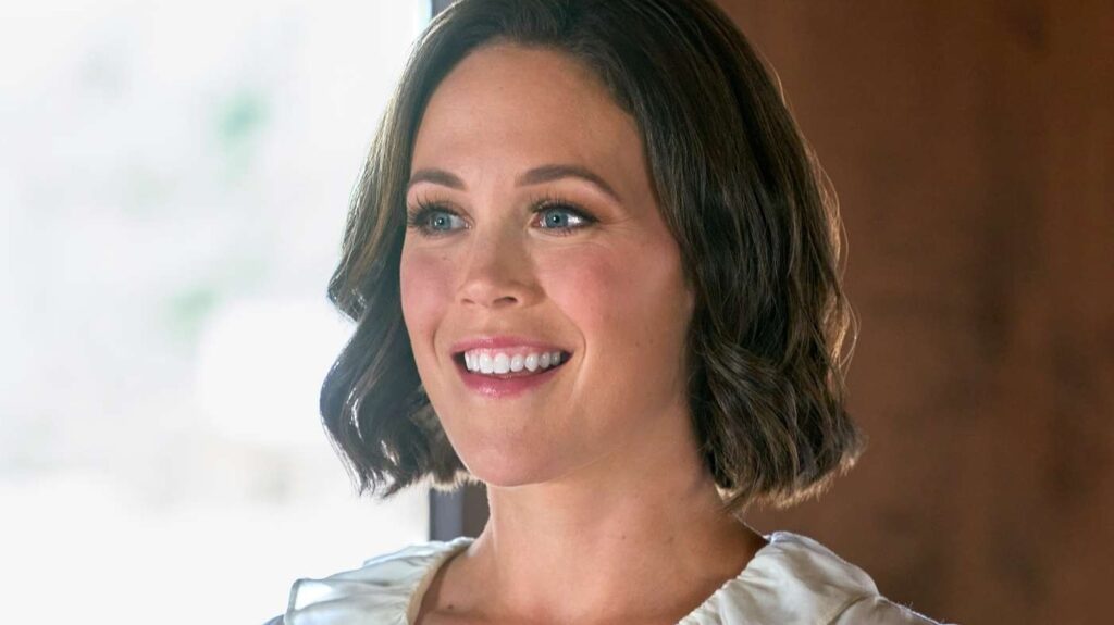 5 TV Shows To Watch If You Like Hallmark’s When Calls The Heart
