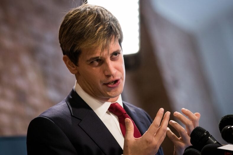 Milo Yiannopoulos has been detained by ICE