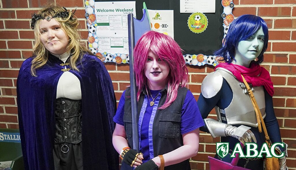 ThunderCon Returns to ABAC Sept. 19 With Voice Actors, Cosplay, Wrestling and More ThunderCon Returns to ABAC Sept. 19 With Voice Actors, Cosplay, Wrestling and More