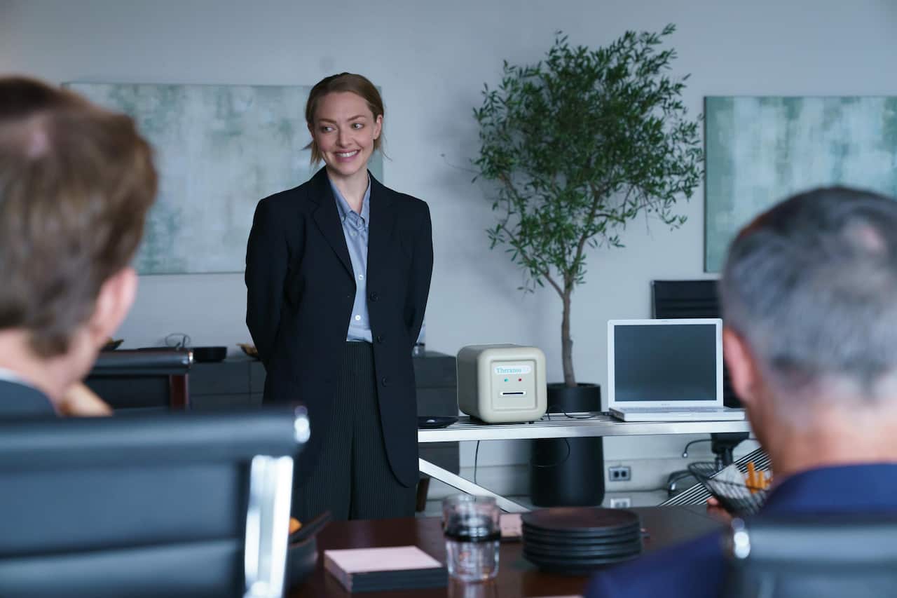 Amanda Seyfried as Elizabeth Holmes in 'The Dropout'.