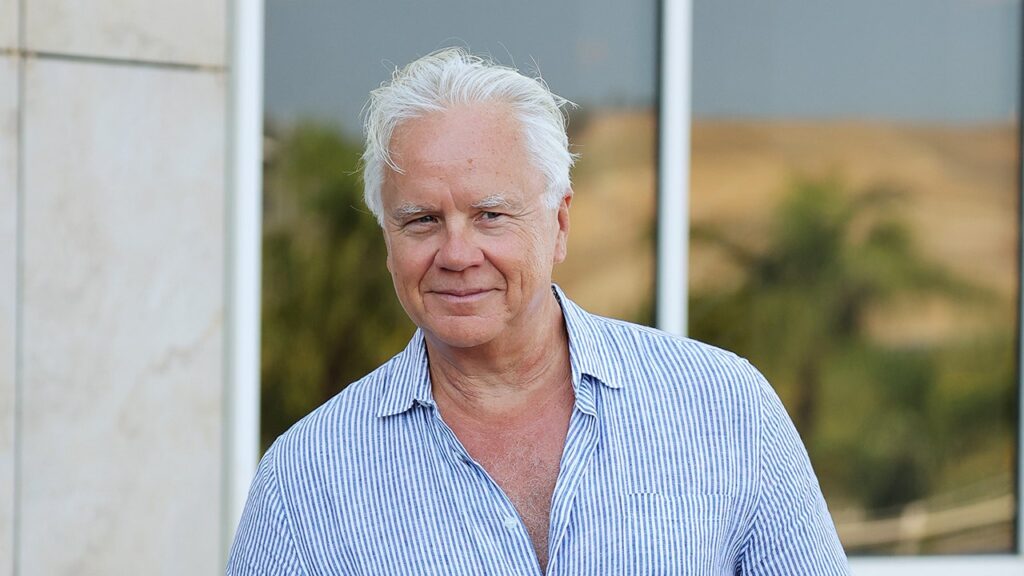 Tim Robbins urges Democrats to drop outrage and ‘get their stuff together’