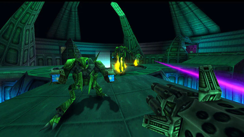 Turok advances on attacking extraterrestrials in Turok 2: Seeds of Evil