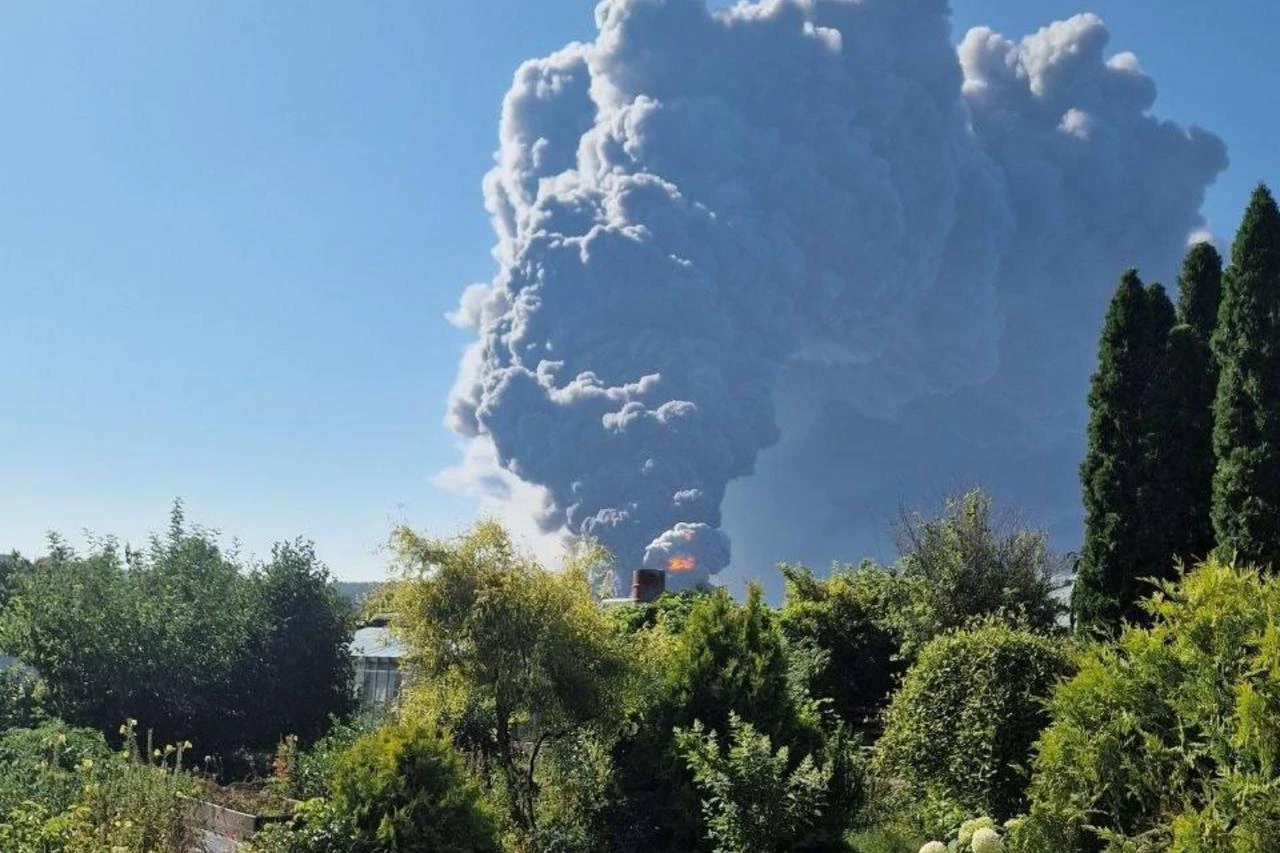 Ukraine strikes Wildberries logistics hub in Samara, sparking fire