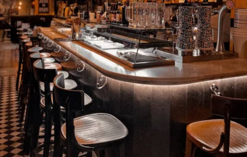 Bars and restaurants in La Manga had a quieter summer, but the water sports business is booming Bars and restaurants in La Manga had a quieter summer, but the water sports business is booming