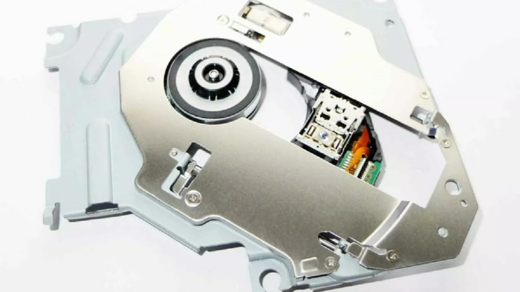 Report: Sourcing disc drives becoming ‘problematic’ for Xbox amid diminishing disc supply chain