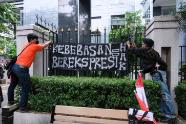 Freezing of protester’s bank account draws flak