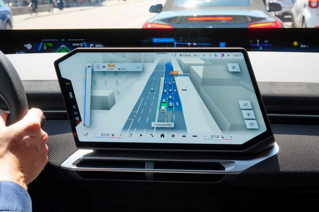 The New BMW Maps Will Make You Feel You’re In A Video Game The New BMW Maps Will Make You Feel You’re In A Video Game