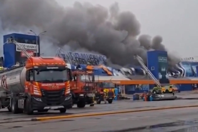 Russian drone strikes disrupt life in Kyiv