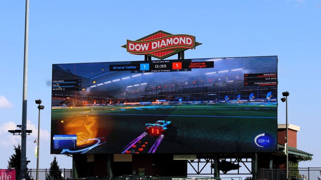 Dow Diamond to pack with mid-Michigan gamers as Great Lakes Gaming Convention returns
