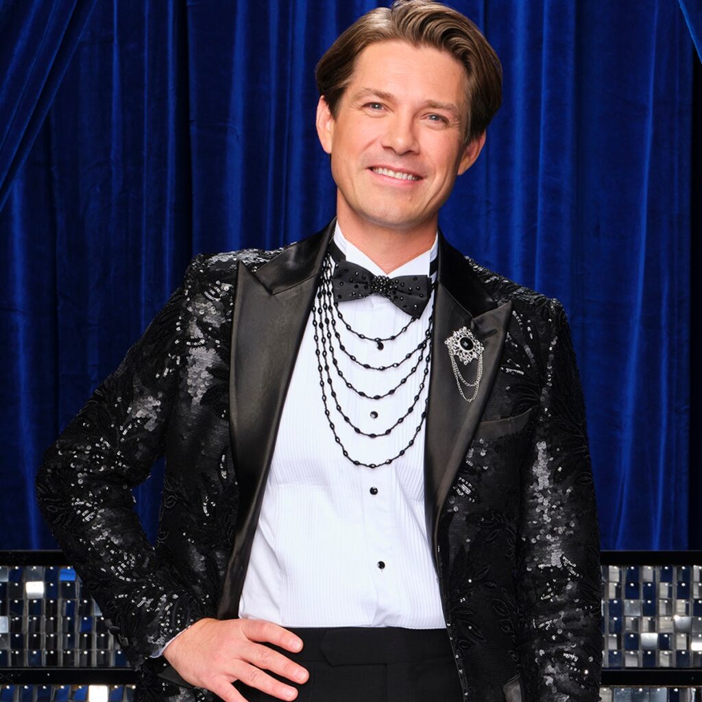Taylor Hanson Reveals How Boy Band Experience Is Helping Him on Dancing With the Stars