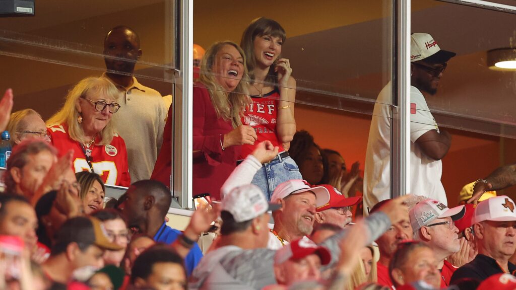 Taylor Swift’s ‘That’s my husband!’ at Chiefs game became an instant meme Taylor Swift’s ‘That’s my husband!’ at Chiefs game became an instant meme