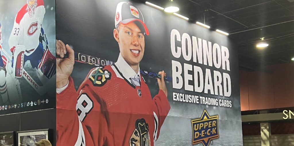 Almost 200 Blackhawks Cards Featured in the New Hockey Upper Deck Artifacts (Drops Today) Almost 200 Blackhawks Cards Featured in the New Hockey Upper Deck Artifacts (Drops Today)
