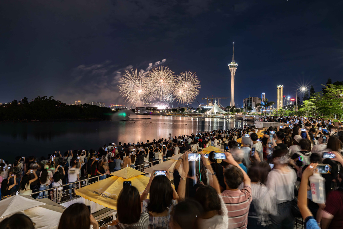 Night Sky Spectacle: Macao International Fireworks Display Contest Returns for a Stellar 34th Edition
