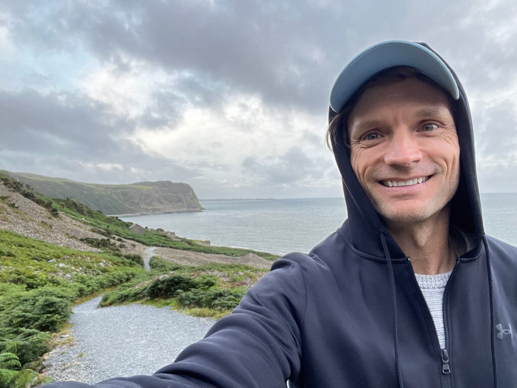 From Wisconsin to Wales: Green Bay actor finds success on Welsh TV Show