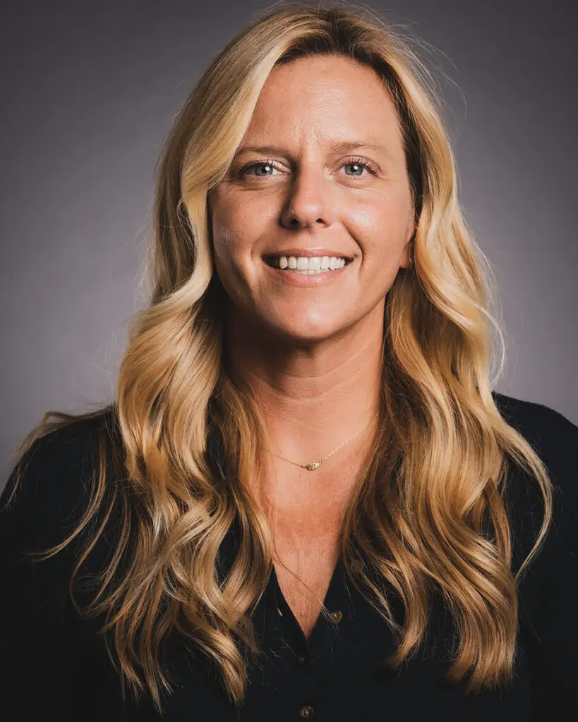 Headshot of Jenny Turner