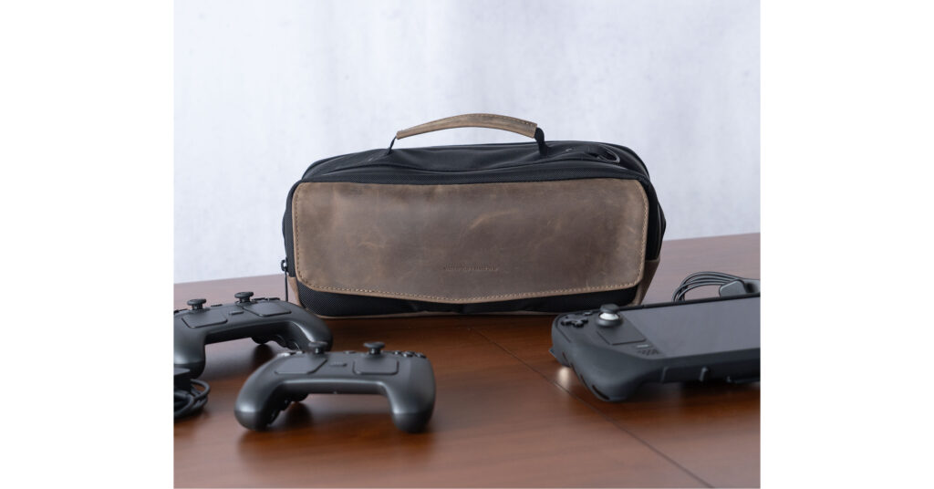 WaterField Designs Introduces SteamPack, a Steam Deck Case for a Full Setup