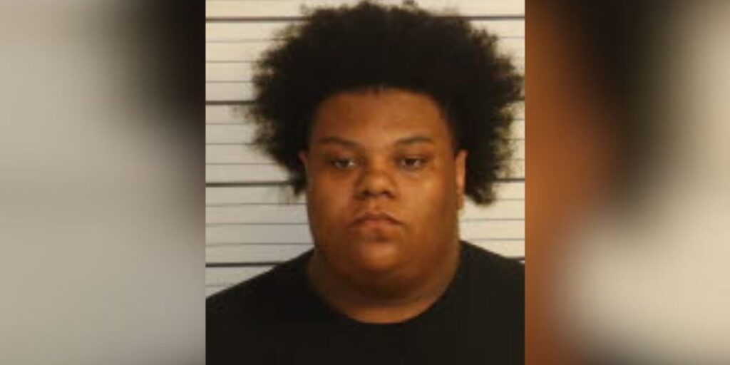 Man out on bond shoots buyer over PlayStation in business parking lot, deputies say Man out on bond shoots buyer over PlayStation in business parking lot, deputies say