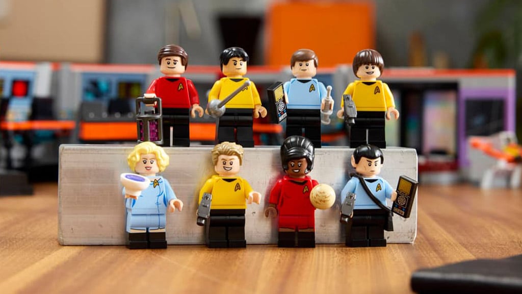 The ship includes an eight-minifigure crew. | Source: The LEGO Group