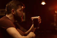 Her Ex Wouldn’t Stop Insulting Her At A Bar, So A Stranger Posed As Her Boyfriend To Shut Him Down