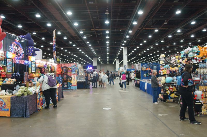 Youmacon Marketplace and Vendor Alley