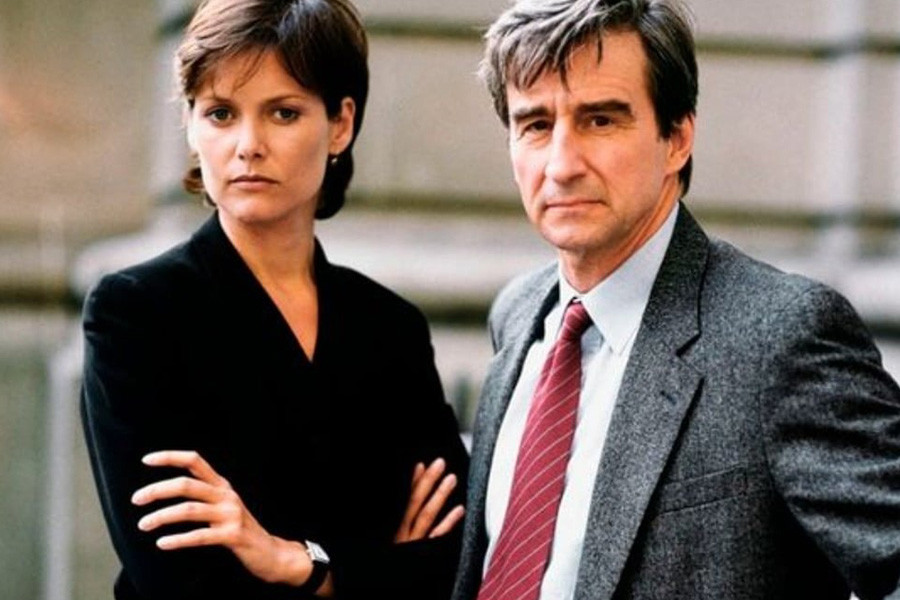 Law & Order’s Carey Lowell on Why She Left (and Came Back) to the Show (Exclusive) Law & Order’s Carey Lowell on Why She Left (and Came Back) to the Show (Exclusive)