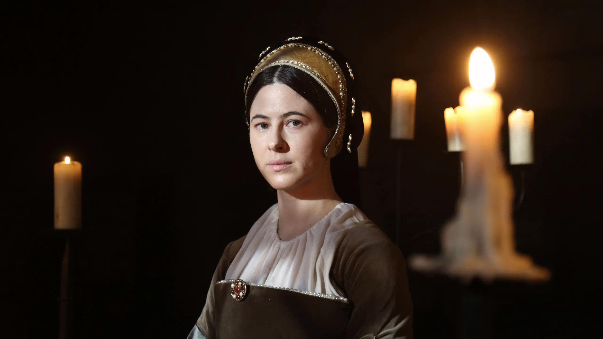 thumbnail - S1:E3 Anne Boleyn