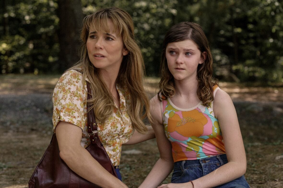 Linda Cardellini as Pam Voorhees, Gwendolyn Sundstrom as Grace