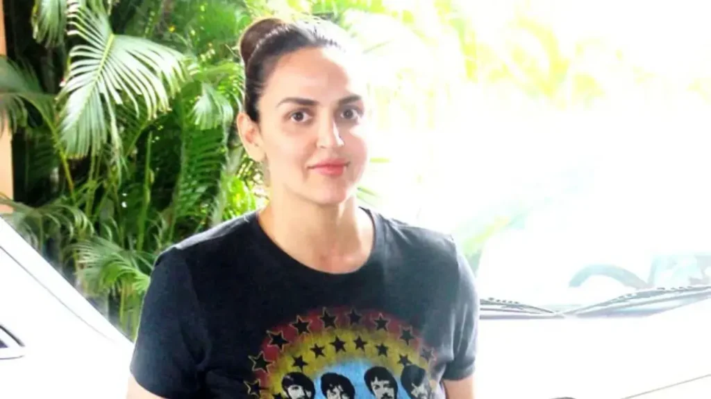 Esha Deol to return in comedy genre with Malamaal Weekly 2