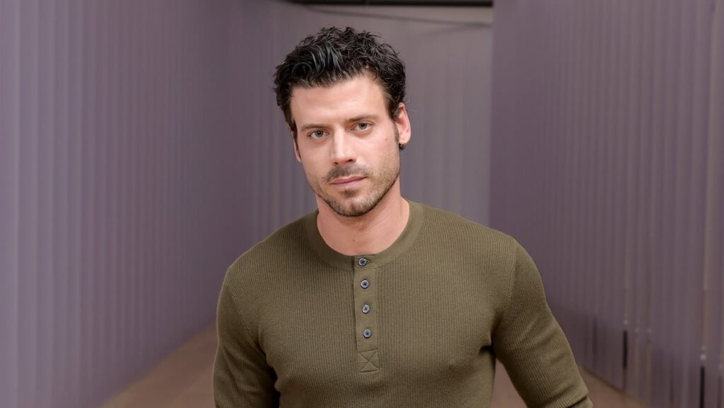 François Arnaud Jokes About Who He’s Dating Amid Continued Romance Speculation