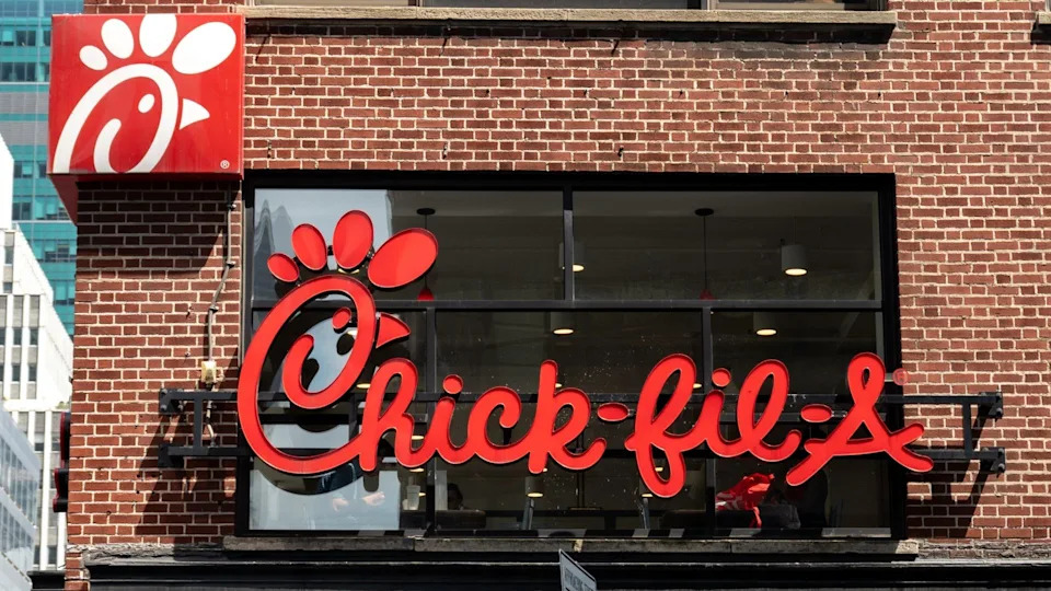 The Chick-fil-A Employee Who Ran an $80K Mac & Cheese Fraud Scheme Explains Why He Did It