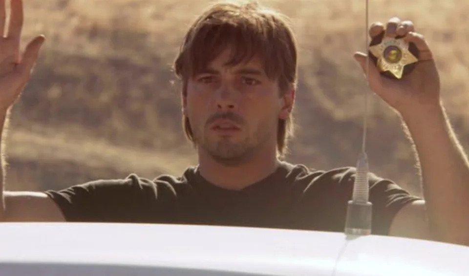 15 People Share the Cancelled TV Shows They Need Back