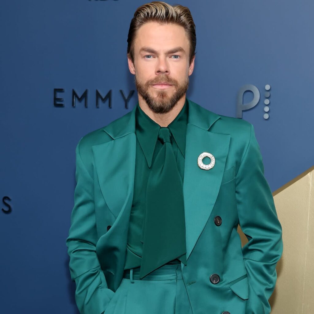 DWTS ‘ Derek Hough Reveals He Once Didn’t Recognize Celebrity Partner
