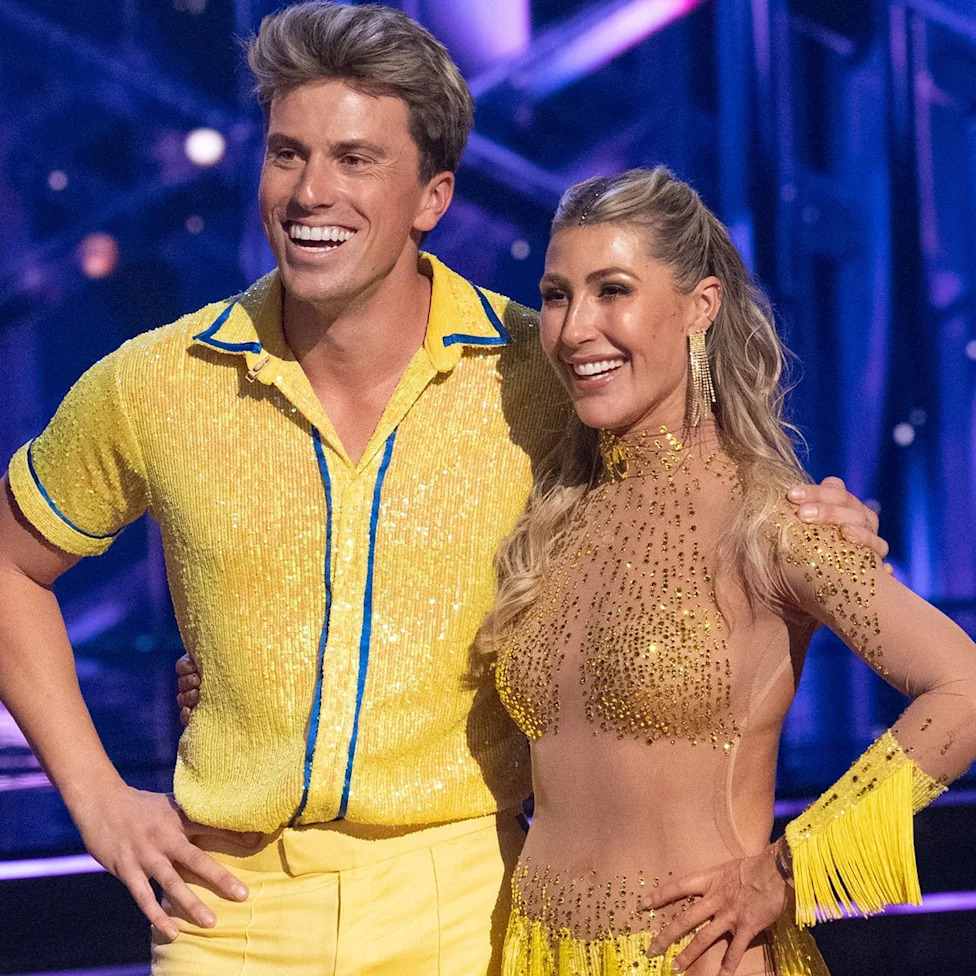 Dancing With the Stars ' Emma Slater Reacts to Judges' "Stingy" Scores