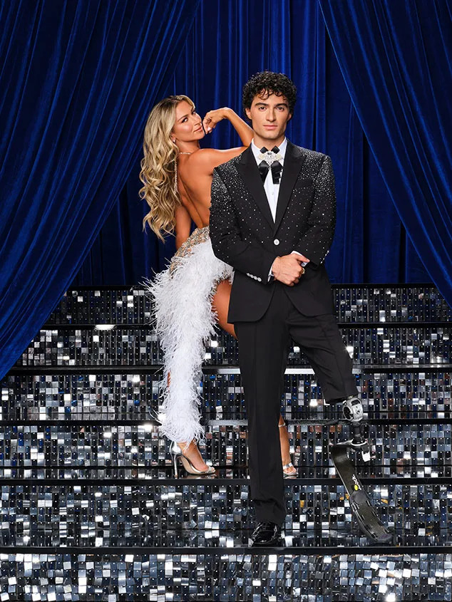 Ezra Frech & Daniella Karagach