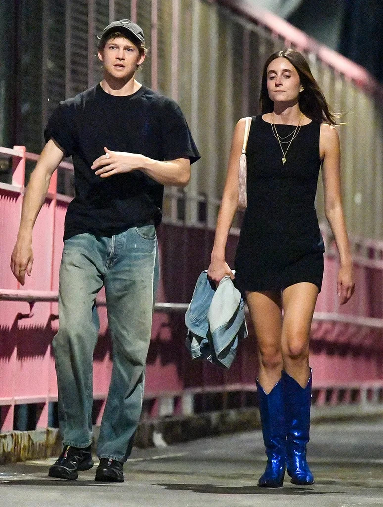 Joe Alwyn and Mary Beth Barone Step Out Together in New York City
