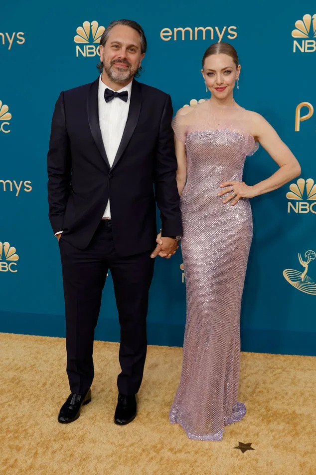 Amanda Seyfried & Thomas Sadoski