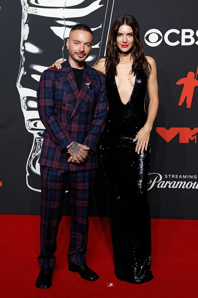 J Balvin & Valentina Ferrer