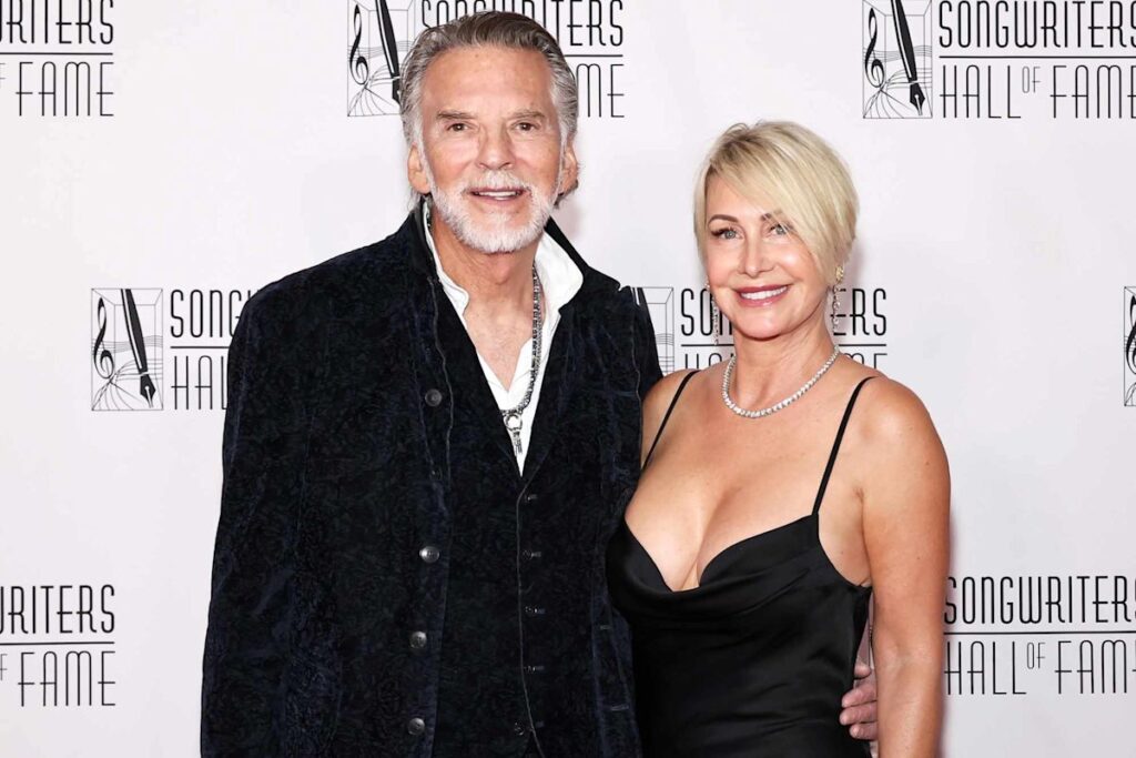 Kenny Loggins reveals he eloped with longtime partner Lisa Hawkins