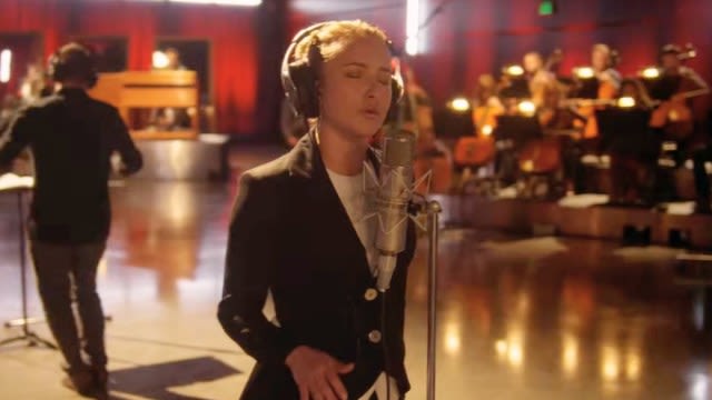 Watch All 6 Seasons of Hayden Panettiere’s Beloved Series Before They Leave Streaming Watch All 6 Seasons of Hayden Panettiere’s Beloved Series Before They Leave Streaming