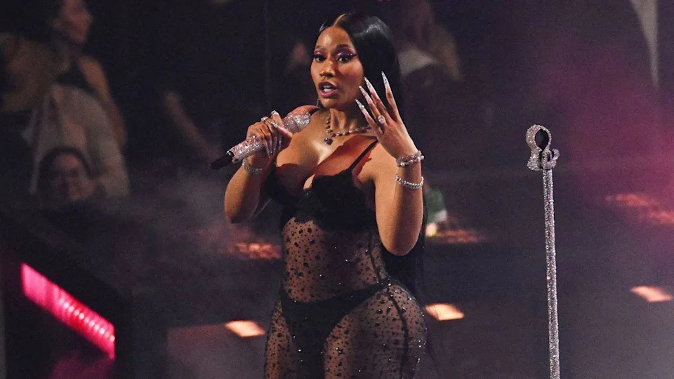 Nicki Minaj encouraged people to 'vote red.'MEGA