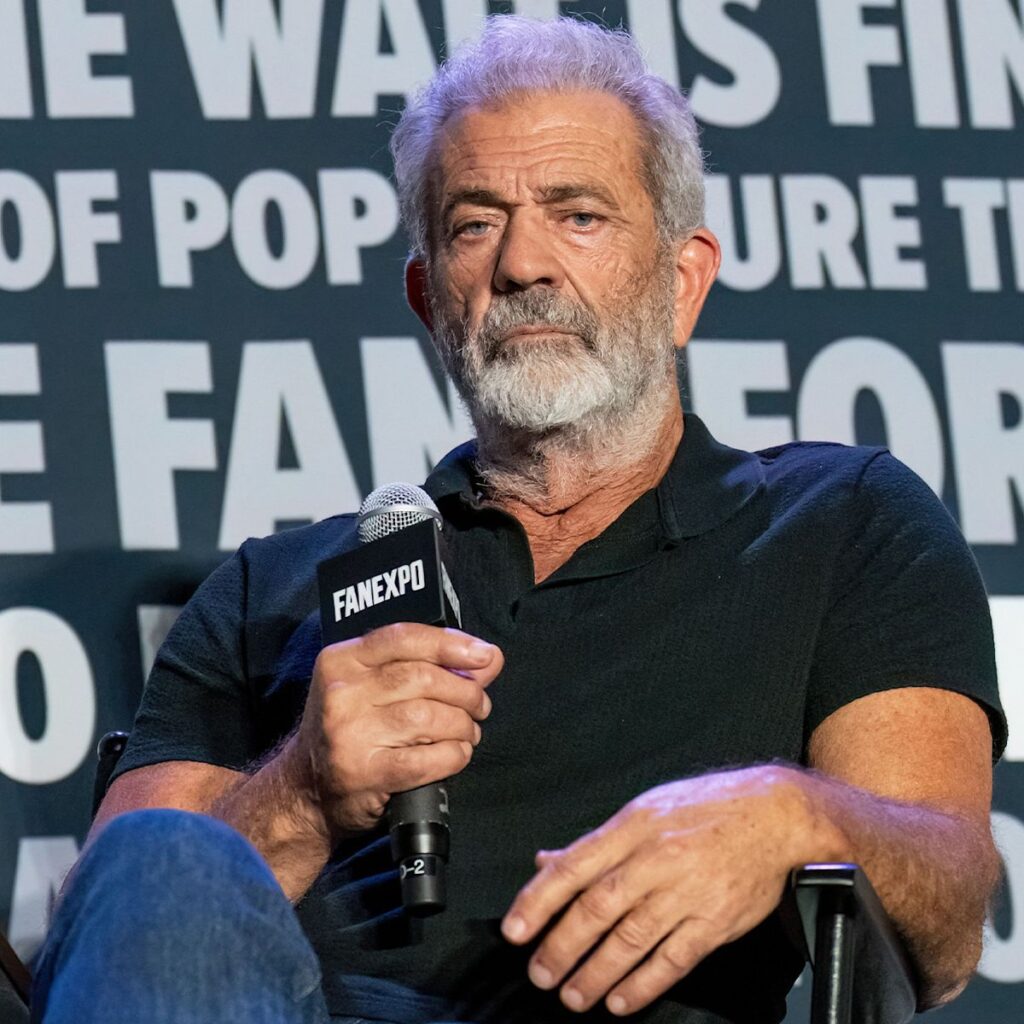 Mel Gibson Mocks Deaf ASL Interpreter On Stage At Toronto Fan Expo As Fans Slam ‘Despicable’ Behavior: ‘He Still Can’t Compose Himself?’