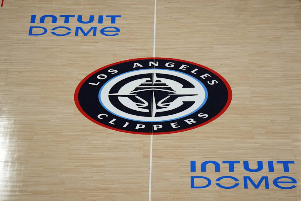 Paul Scheer calls out Bill Simmons for giving up fake Clippers fandom