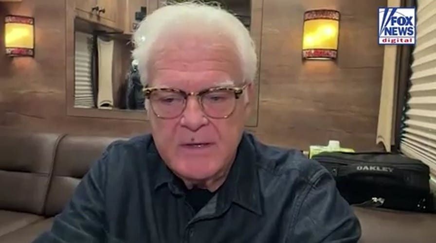 Dolly Parton prayed at backyard altar before comeback album, Ricky Skaggs says