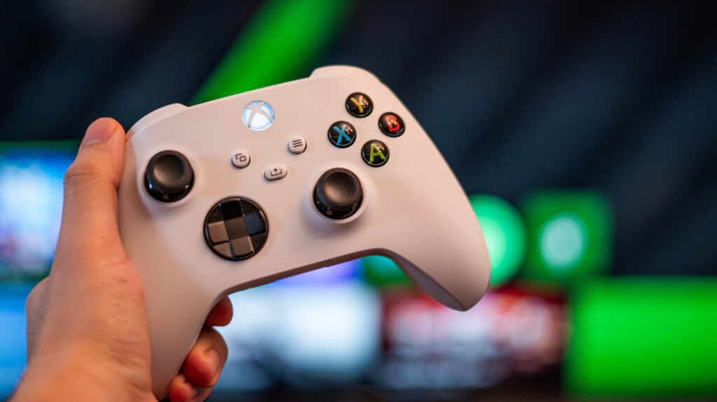 Stop replacing the batteries in your Xbox controller – Do this instead Stop replacing the batteries in your Xbox controller – Do this instead