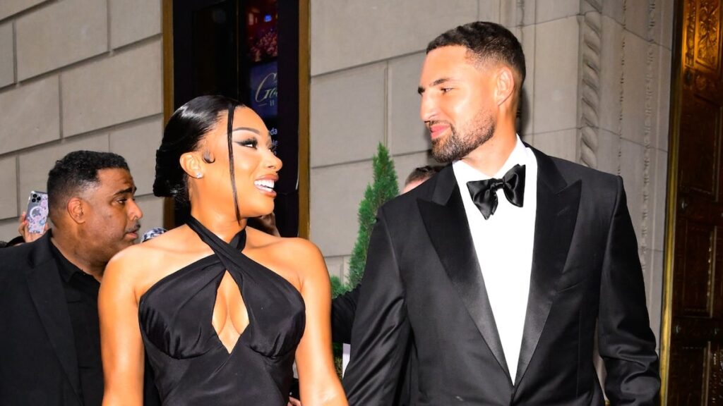 Megan Thee Stallion Talks Being Cheated On After Klay Thompson Split, Reveals What She Won’t Tolerate in Next Relationship Megan Thee Stallion Talks Being Cheated On After Klay Thompson Split, Reveals What She Won’t Tolerate in Next Relationship