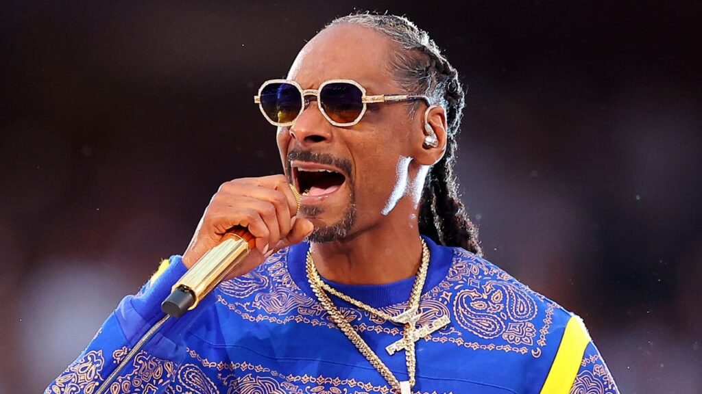 Snoop Dogg to Host MTV VMAs 2026!