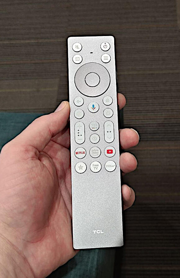TCL QM8L