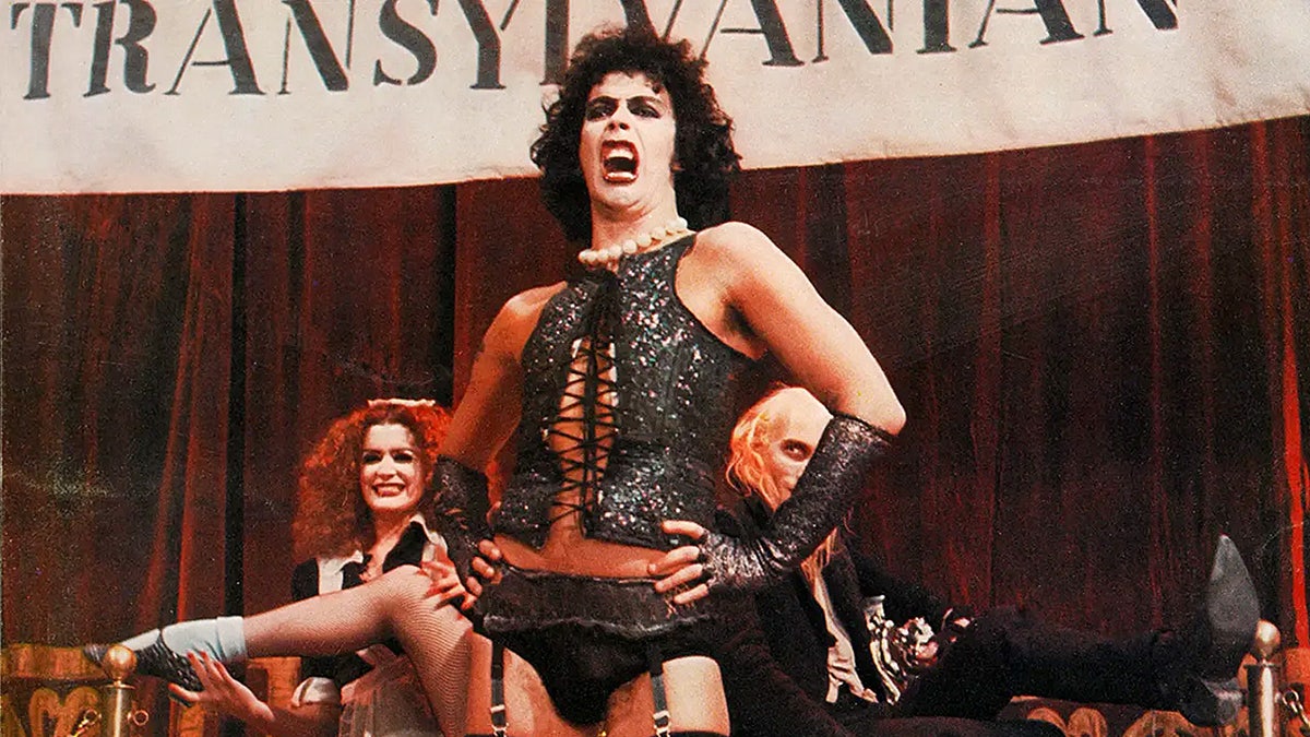 Tim Curry en la gran pantalla en «Rocky Horror Picture Show»