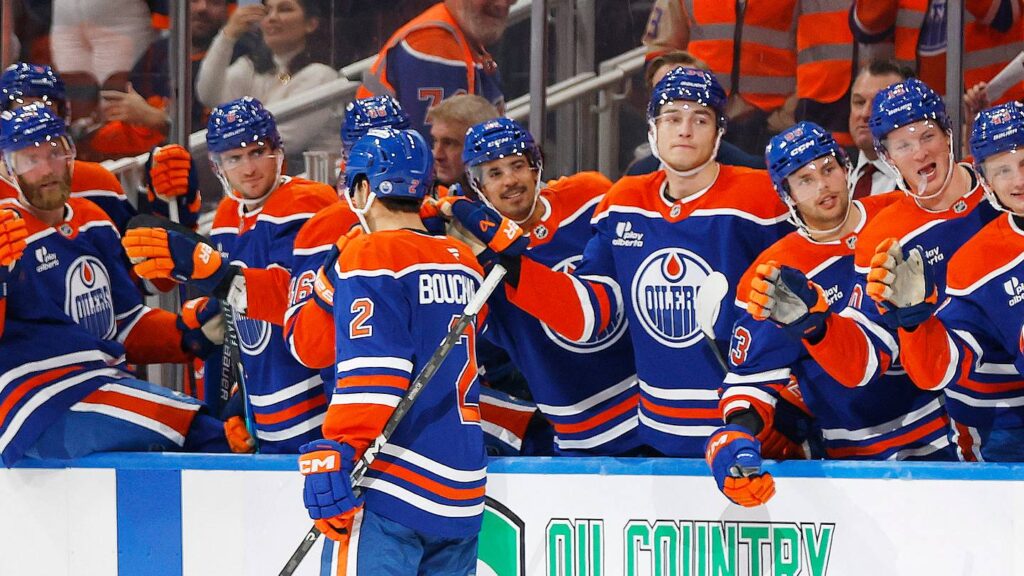 ‘Upper Deck Moments’: Epic Play to e ‘Upper Deck Moments’: Epic Play to e